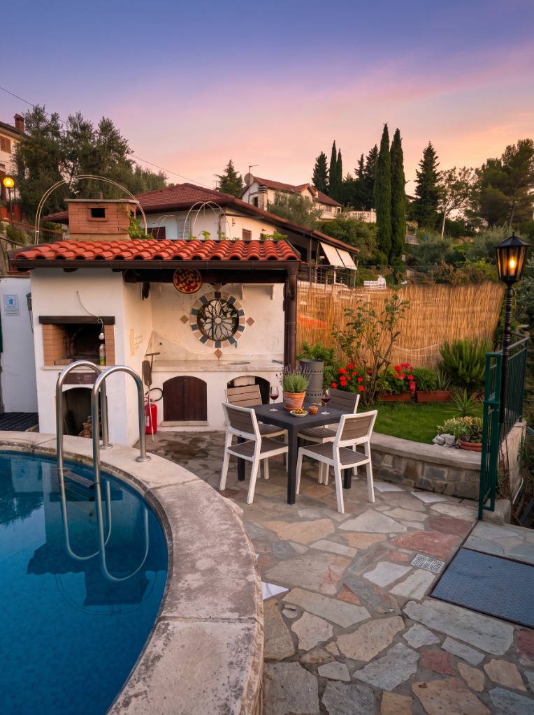 Patio al tramonto